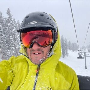 Meet your Posher, Lee